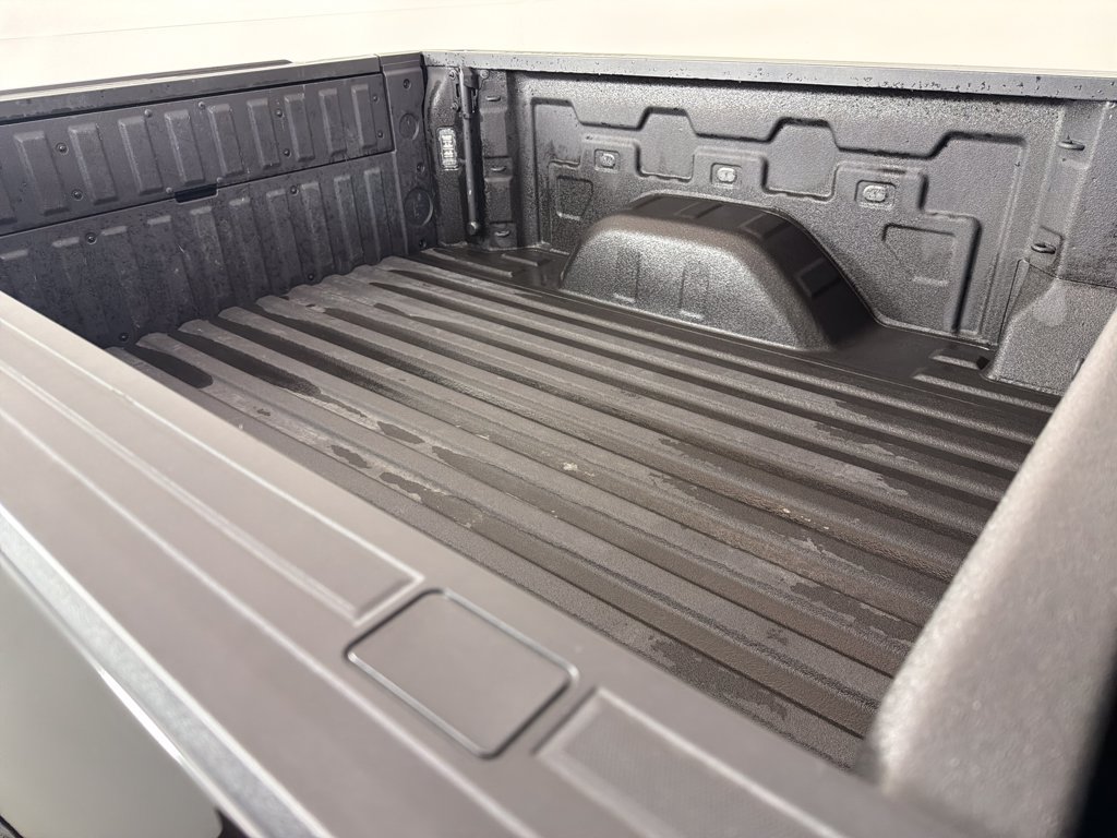 Used 2025 Chevrolet Silverado 1500 LT Trail Boss w/ LPO, Dark Essentials Package AWD/4WD image 23