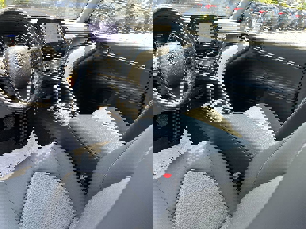 Used 2024 Toyota Camry LE FWD image 30