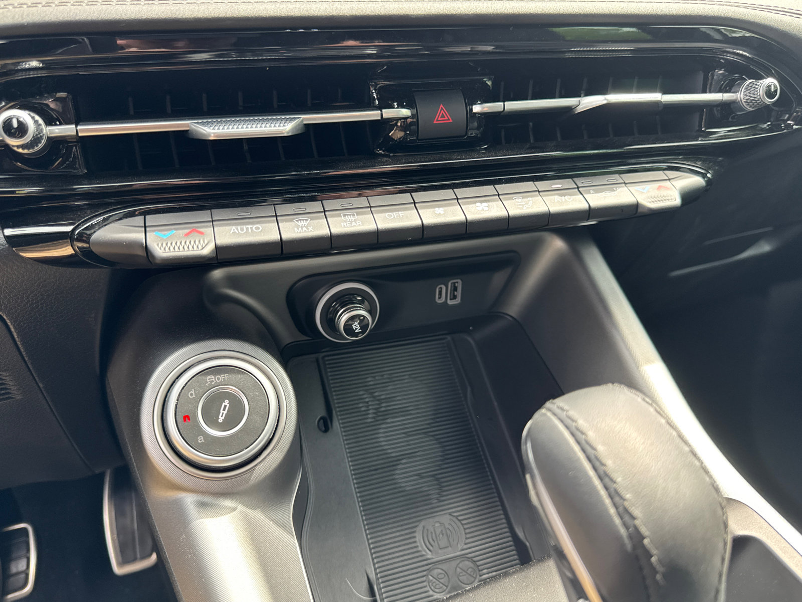 Used 2024 Alfa Romeo Tonale Veloce image 32