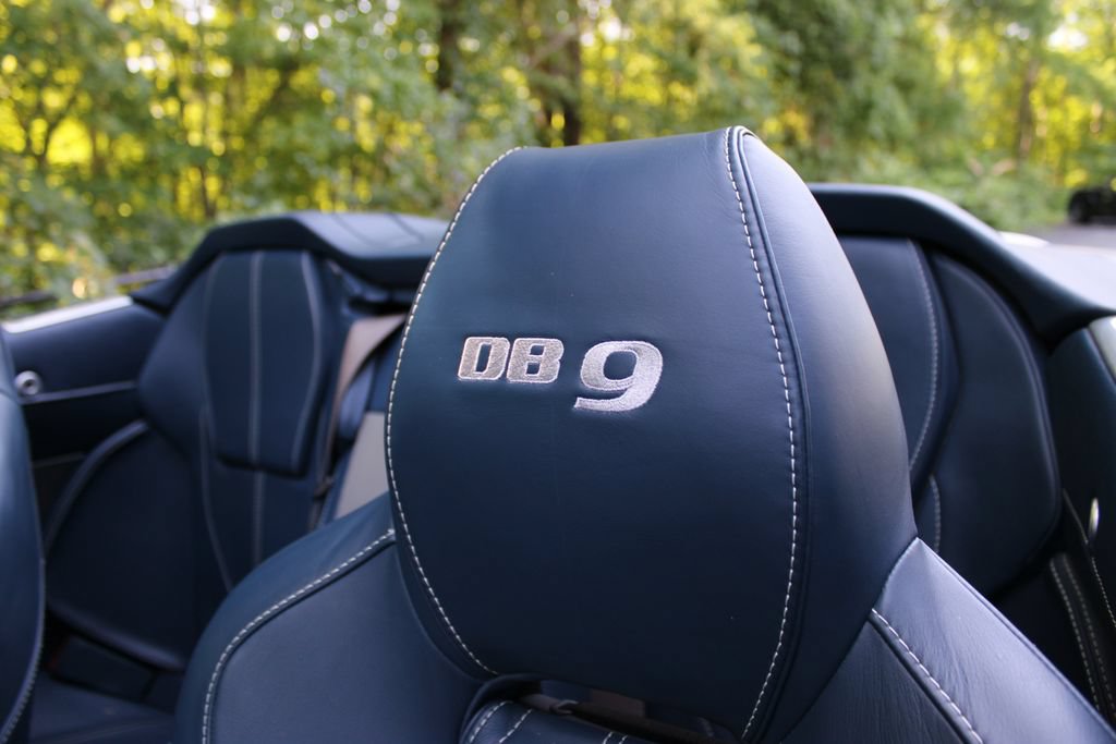 Used 2014 Aston Martin DB9 Volante RWD image 11
