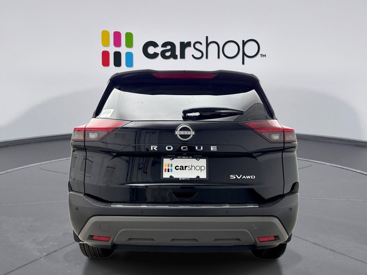 Used 2023 Nissan Rogue SV image 4