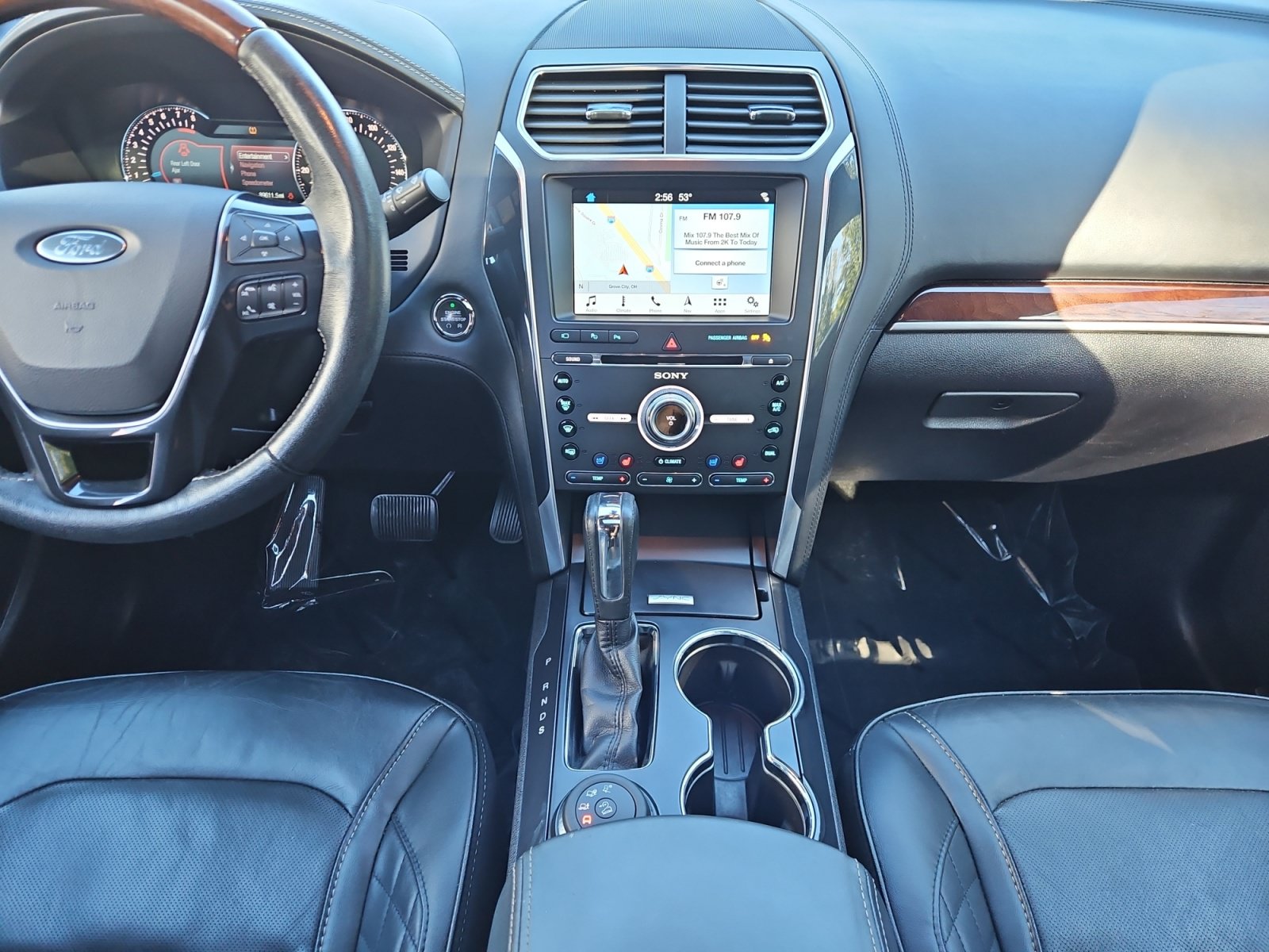 Used 2017 Ford Explorer Platinum AWD/4WD image 11