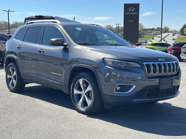 Used 2019 Jeep Cherokee Limited w/ Technology Group image 42