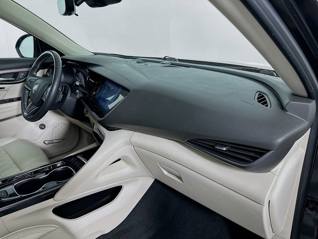 Used 2022 Buick Envision Avenir w/ Technology Package II image 29