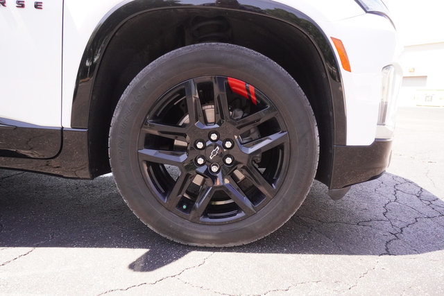 Used 2023 Chevrolet Traverse Premier w/ Redline Edition FWD image 36