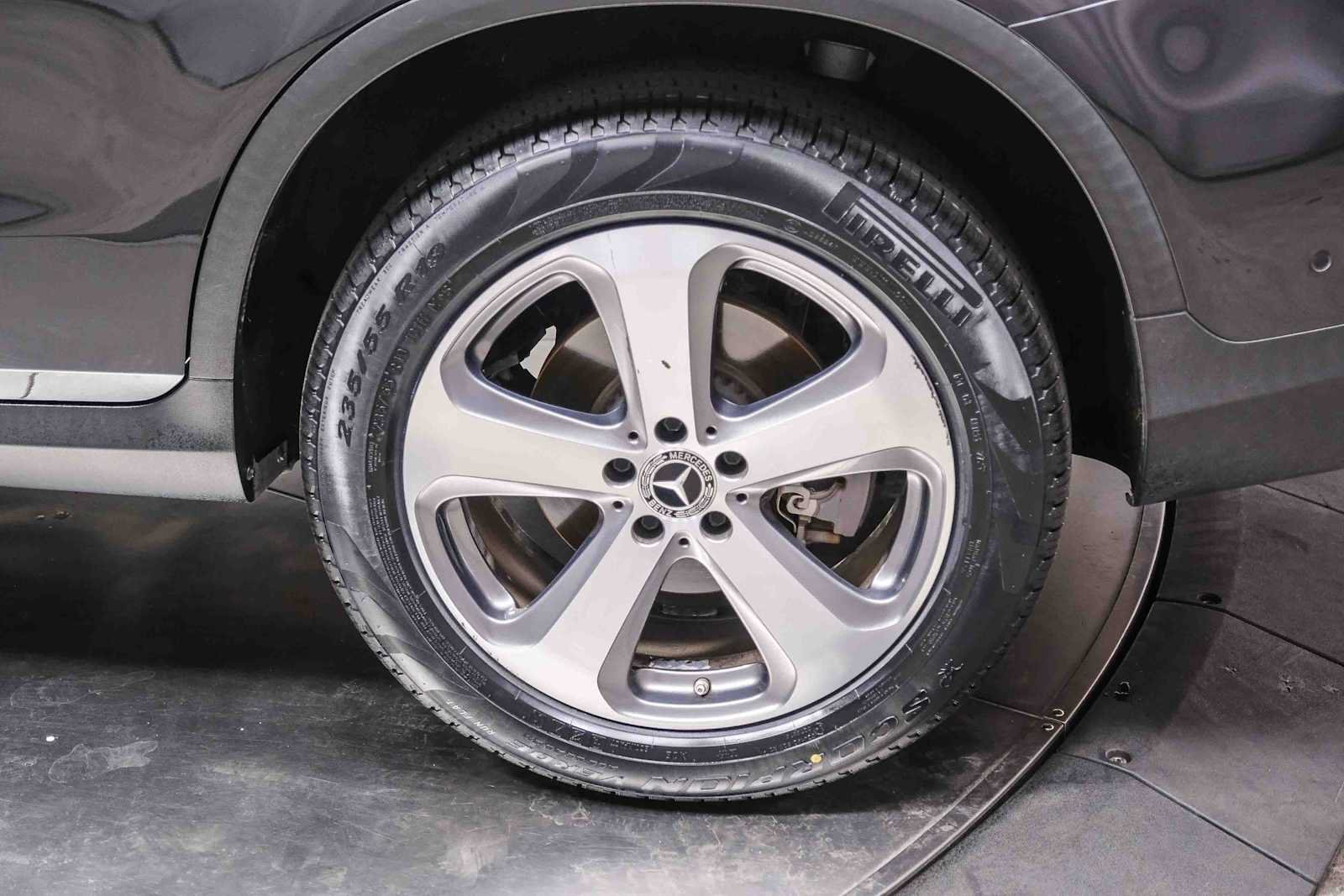 Certified 2022 Mercedes-Benz GLC 300 image 9