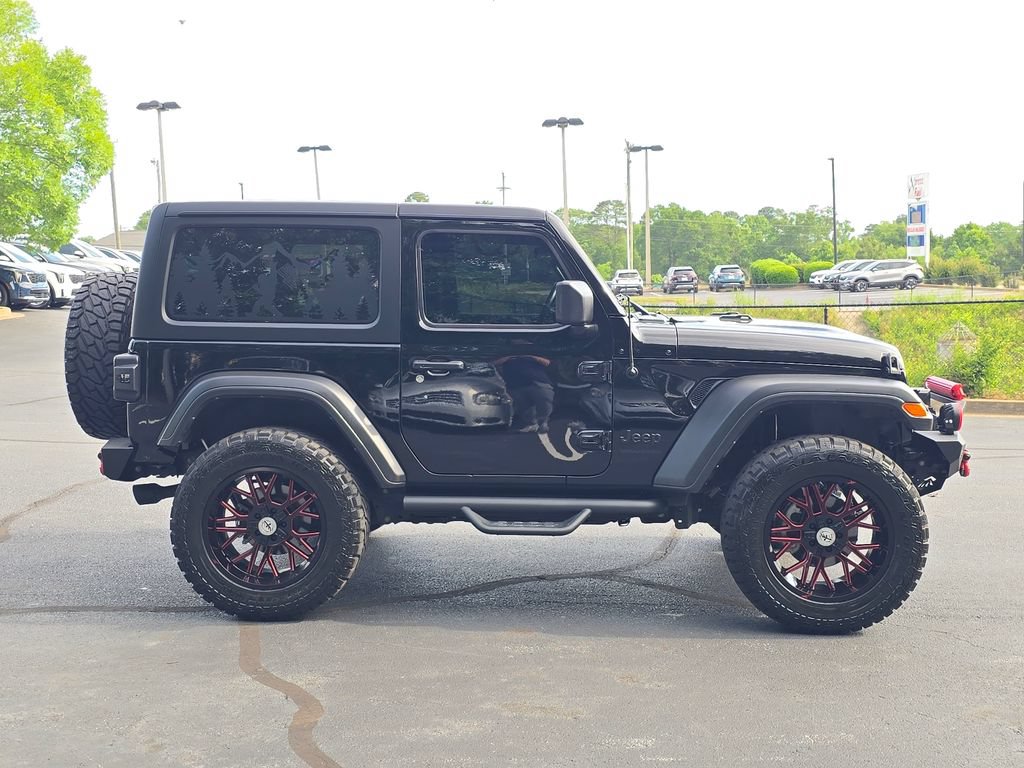 Used 2022 Jeep Wrangler Sport AWD/4WD image 2