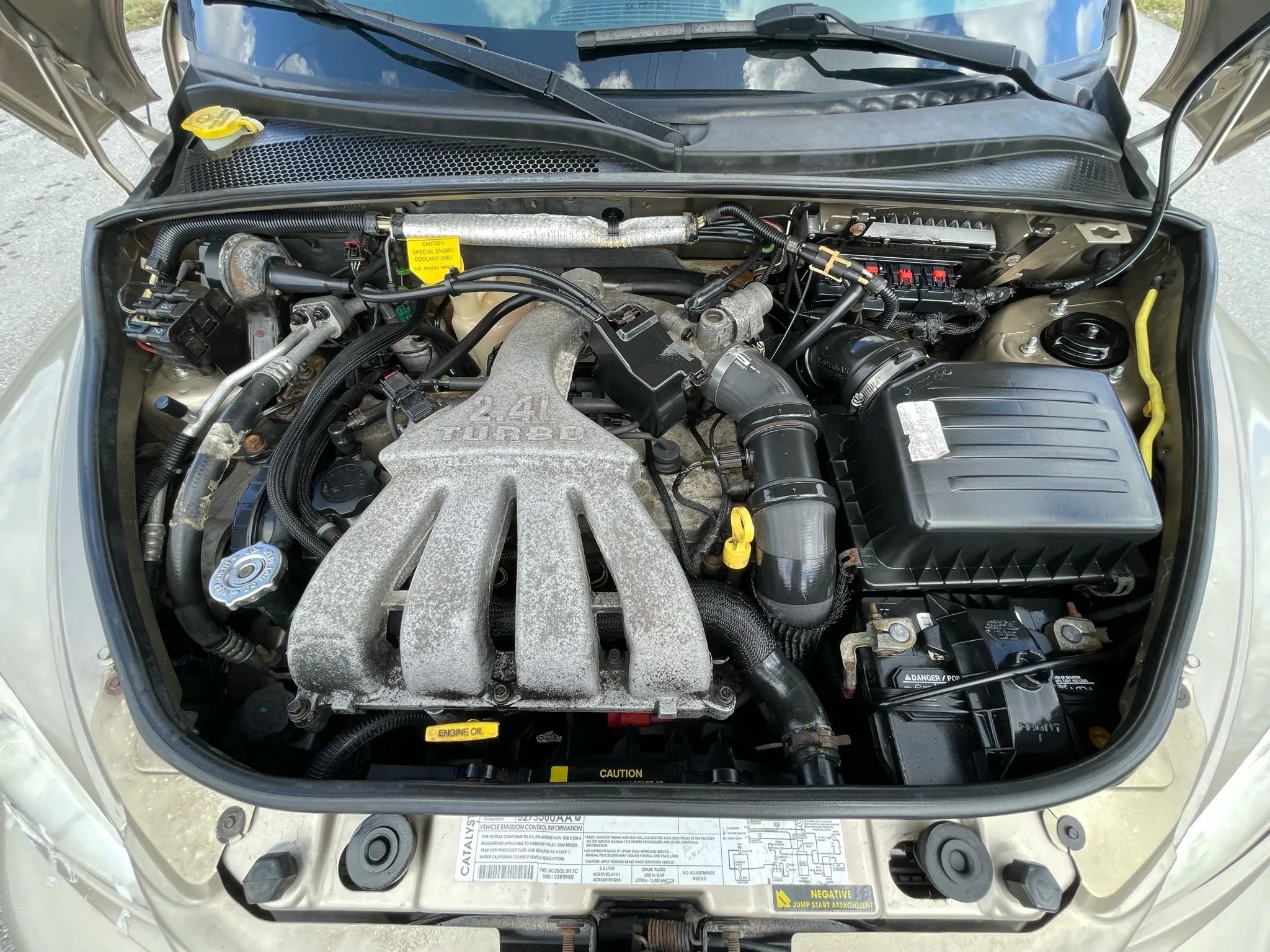 Used 2004 Chrysler PT Cruiser GT image 36