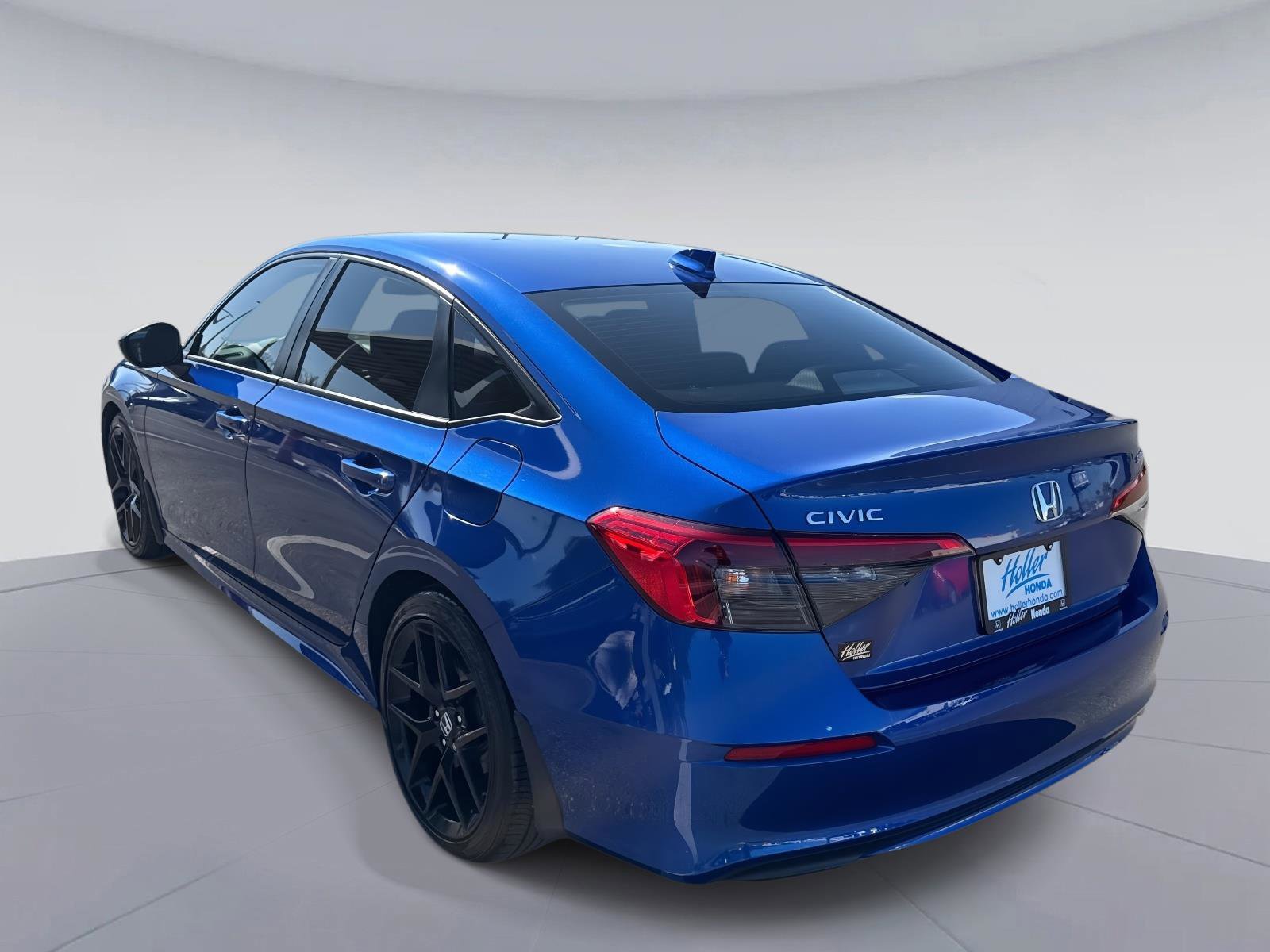 Used 2023 Honda Civic Sport image 6