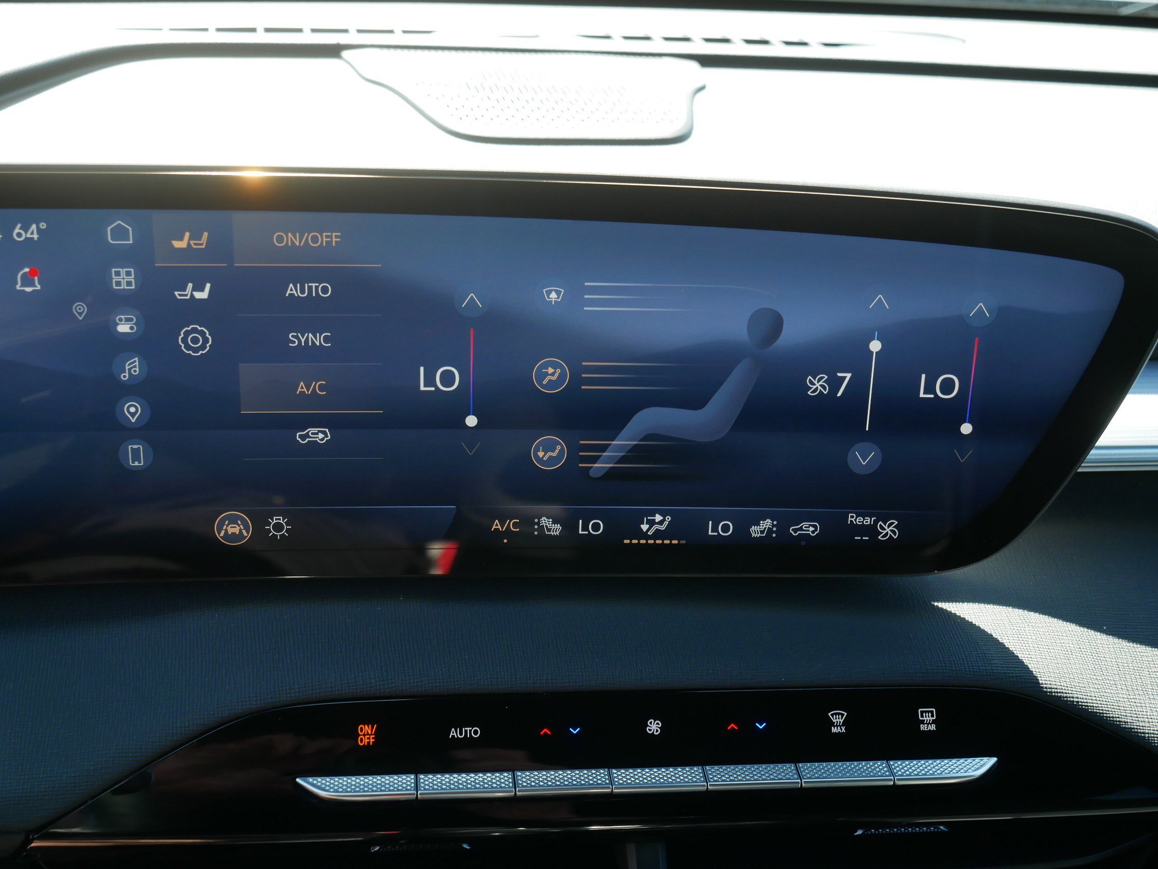 Used 2025 Buick Enclave Preferred image 23