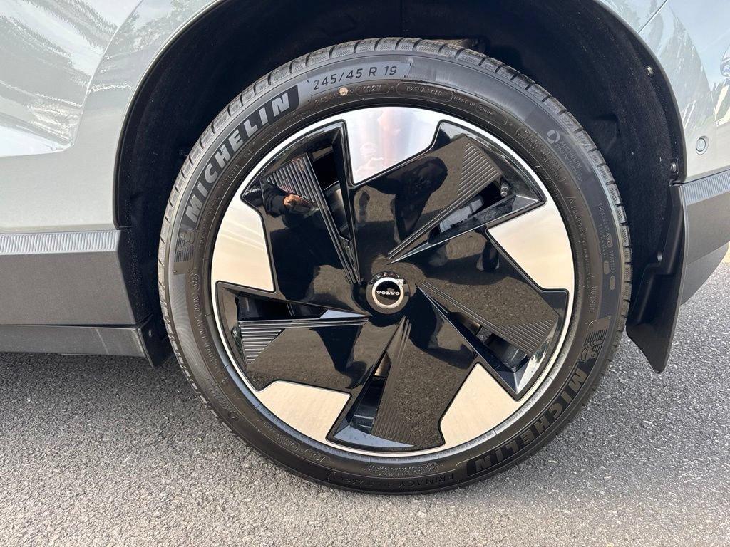 New 2026 Volvo EX30 Ultra w/ Protection Package Premier AWD/4WD image 28