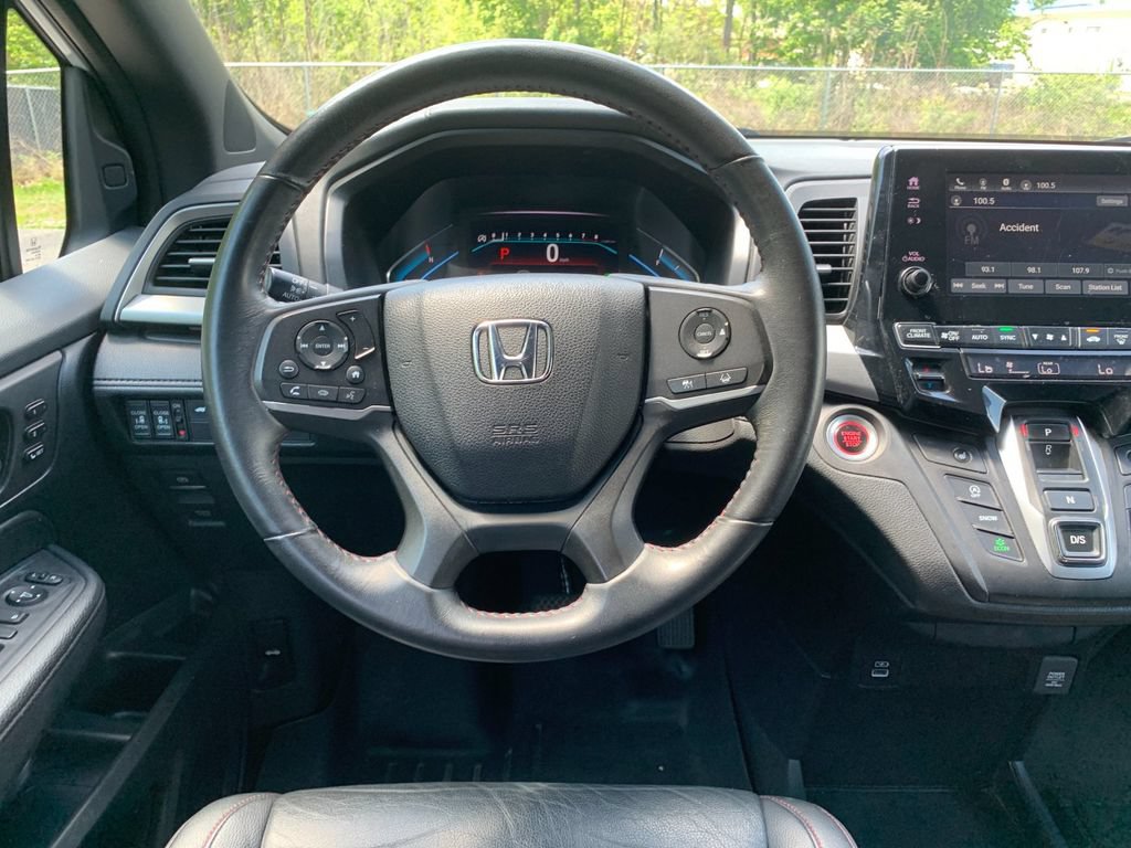 Used 2023 Honda Odyssey Sport image 17