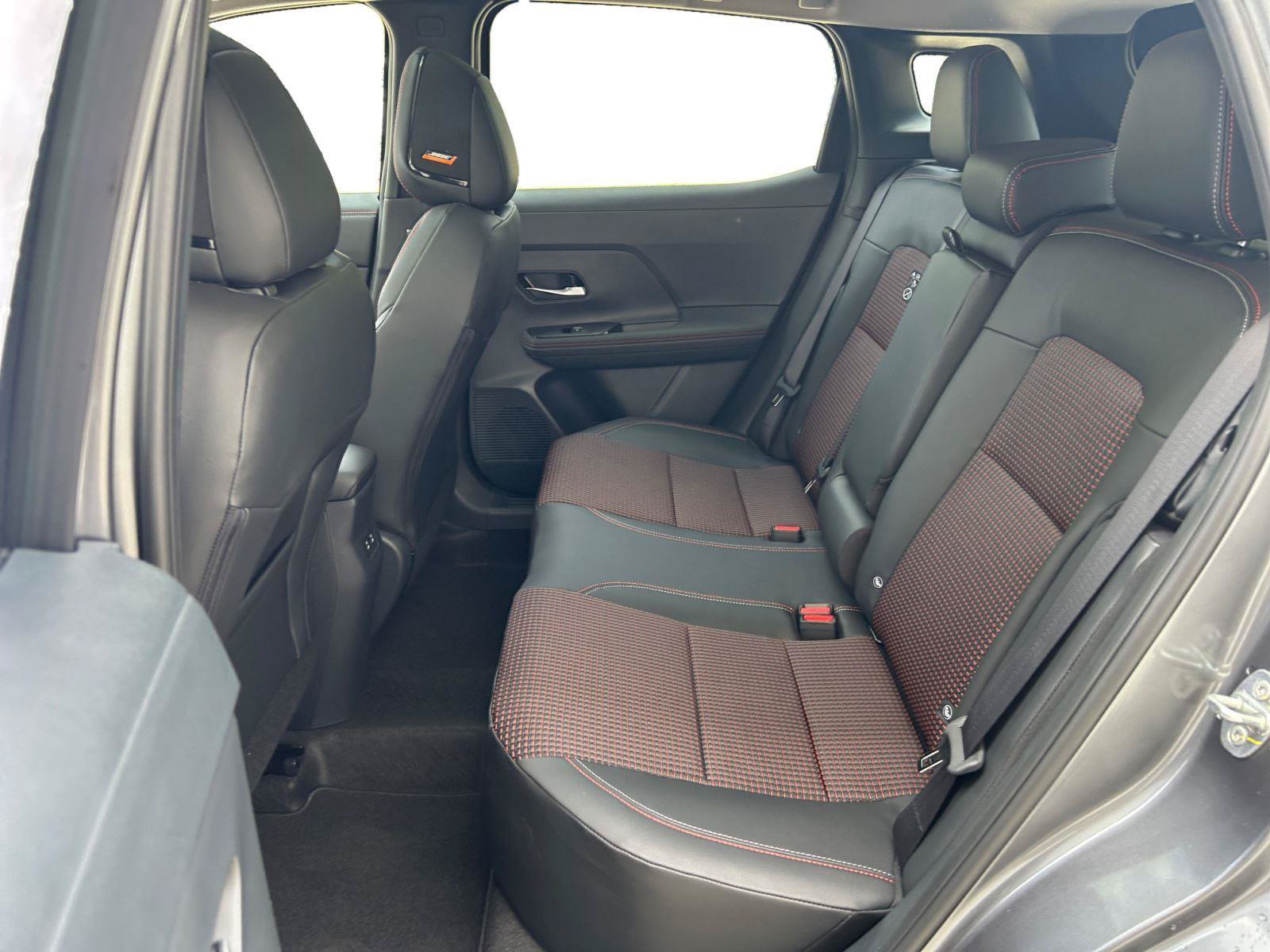 New 2025 Nissan Kicks SR w/ SR Premium Package AWD/4WD image 21