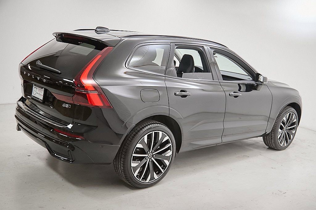New 2026 Volvo XC60 B5 Ultra w/ Protection Package Premier image 9