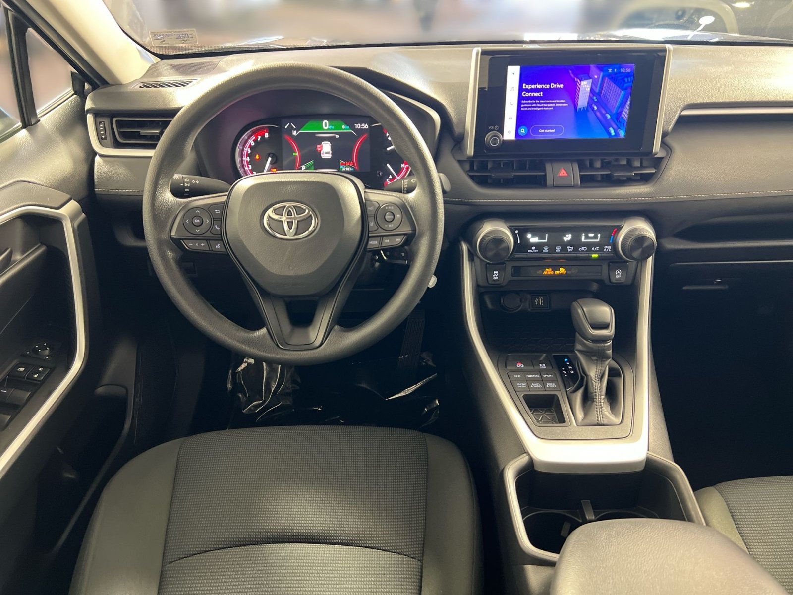 Used 2025 Toyota RAV4 LE AWD/4WD image 23