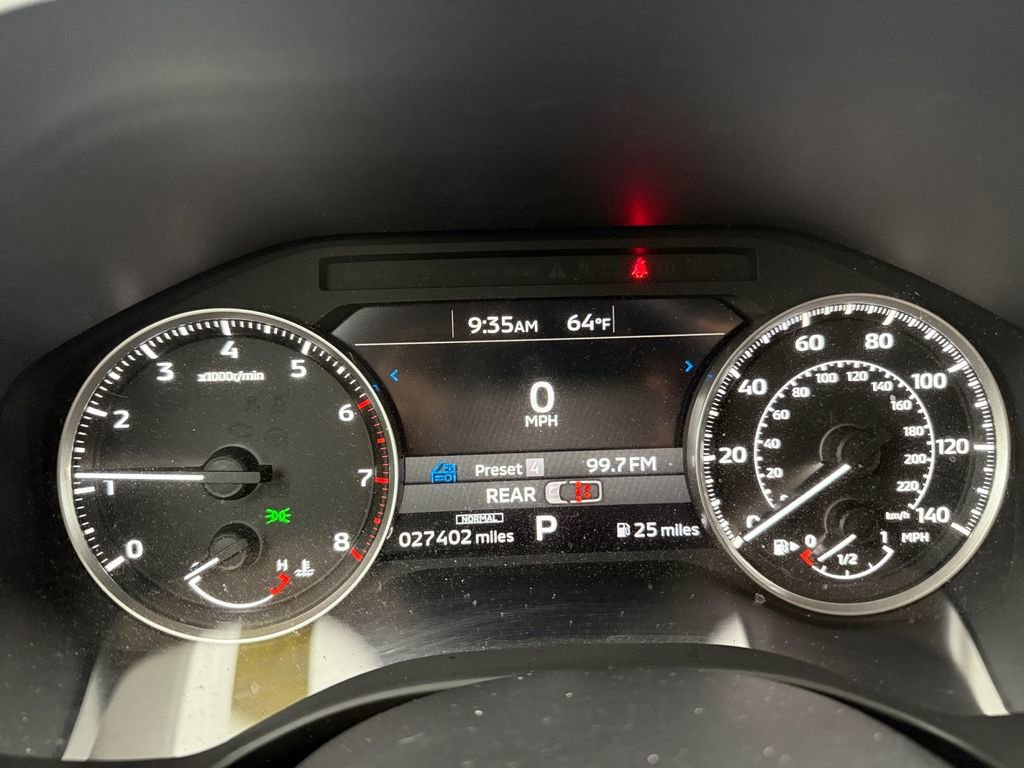 Used 2023 Mitsubishi Outlander ES image 16