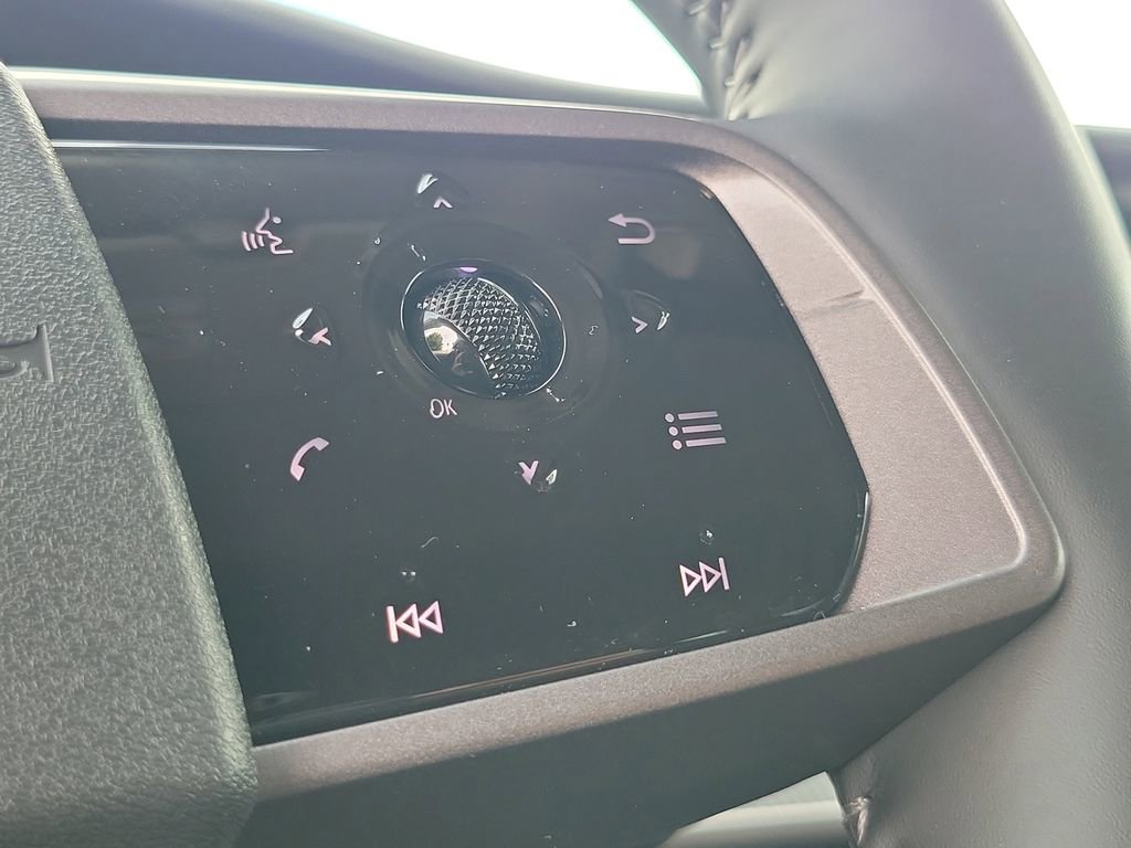Used 2025 Nissan Murano SV AWD/4WD image 6
