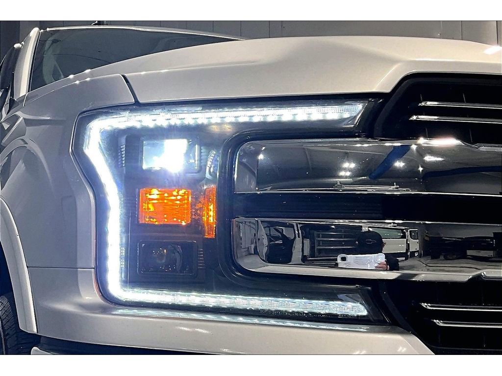 Used 2019 Ford F150 Lariat w/ Trailer Tow Package image 28