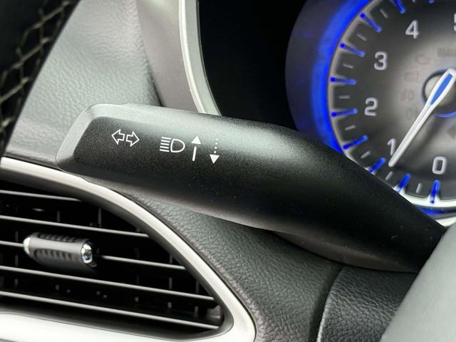 Used 2024 Chrysler Pacifica Touring-L image 21