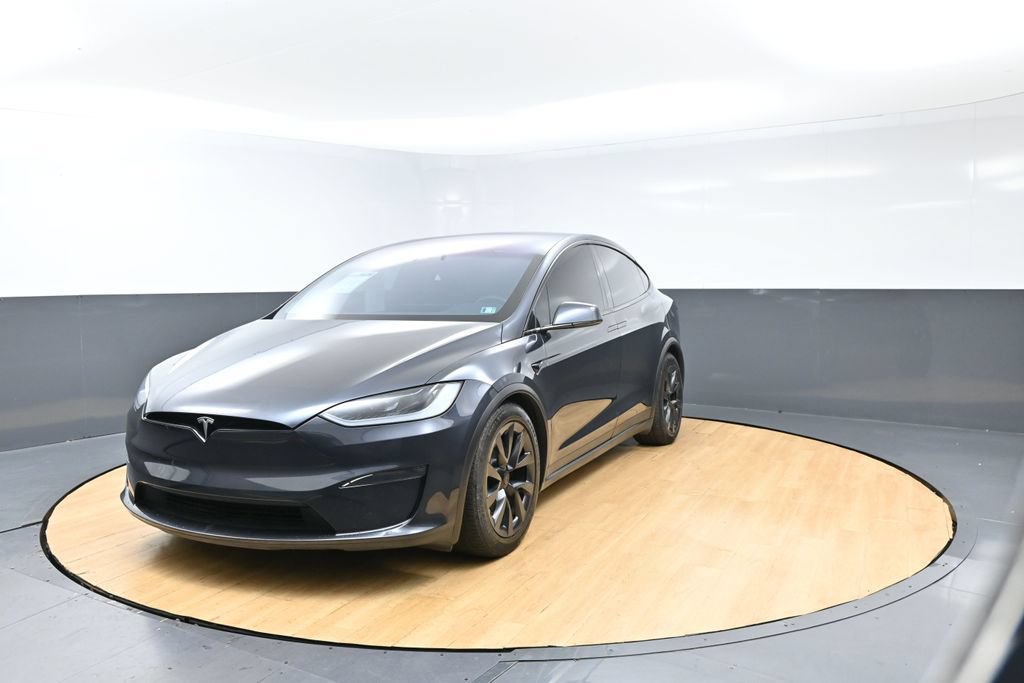Used 2024 Tesla Model X AWD/4WD image 3