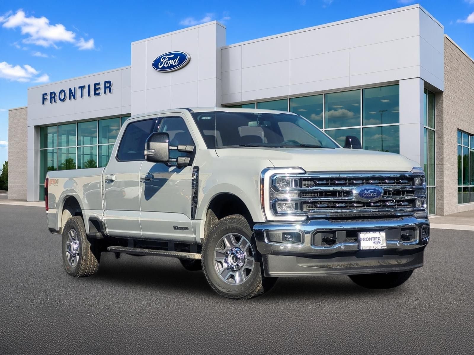 New 2026 Ford F250 4x4 Crew Cab Super Duty image 1