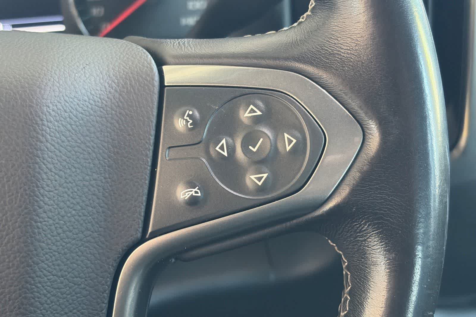 Used 2018 Chevrolet Silverado 1500 LT w/ All Star Edition RWD image 24