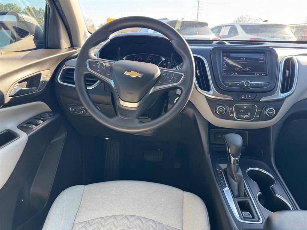 Used 2024 Chevrolet Equinox LS w/ LS Convenience Package image 12