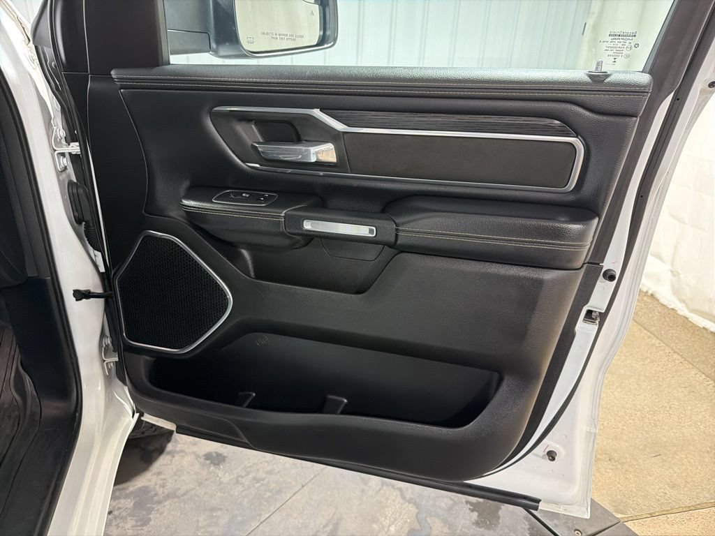 Used 2024 RAM 1500 Laramie AWD/4WD image 20