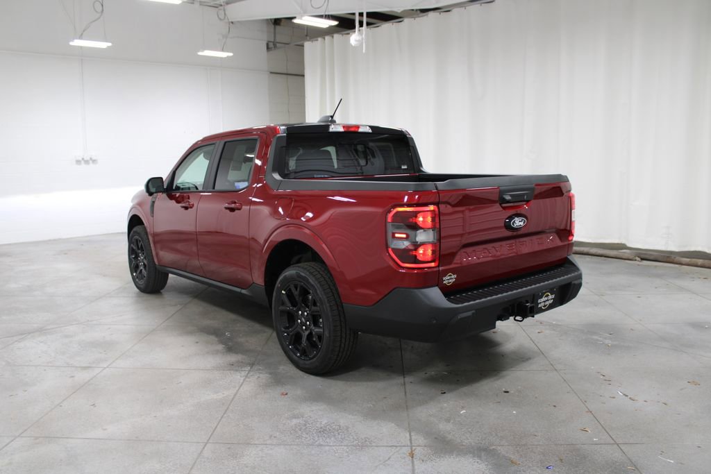 New 2025 Ford Maverick Lariat w/ Black Appearance Package image 6