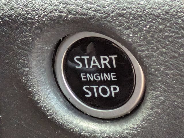 Used 2022 Nissan Frontier SV w/ Technology Package AWD/4WD image 28