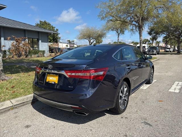 Used 2018 Toyota Avalon XLE image 7