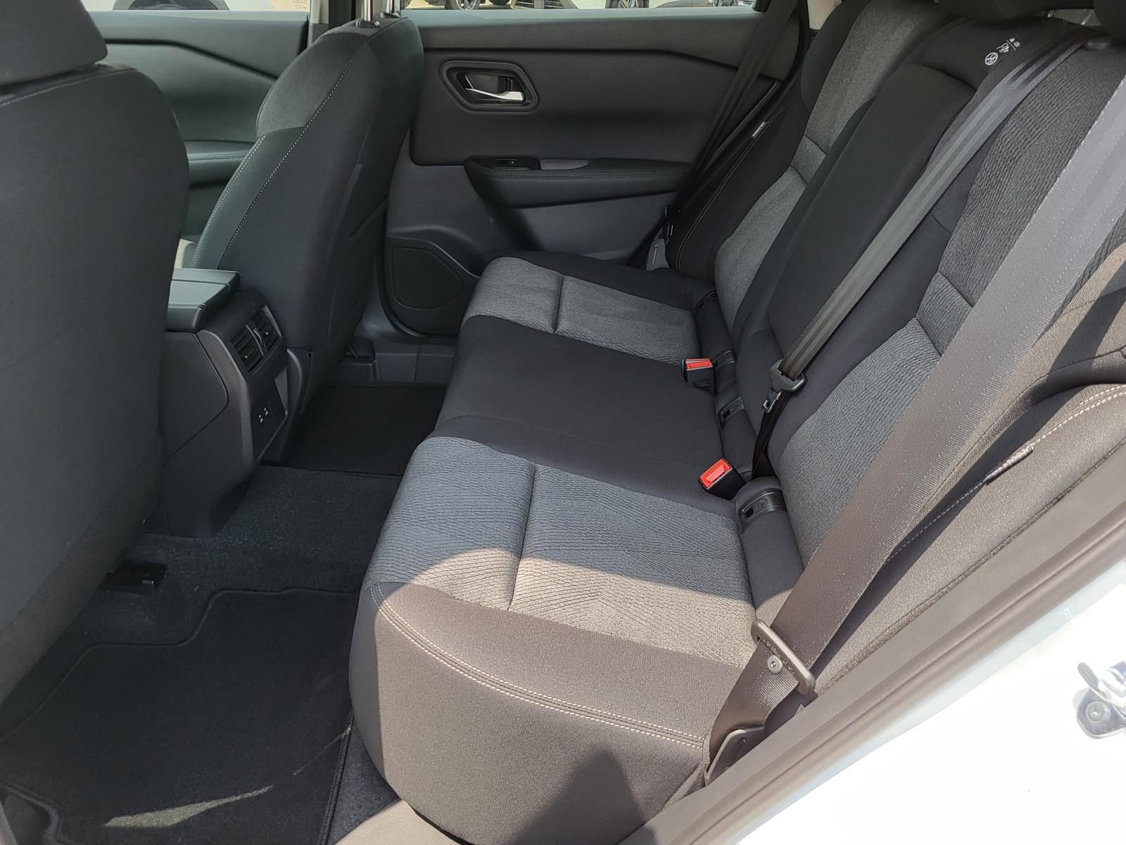 New 2026 Nissan Rogue SV image 14