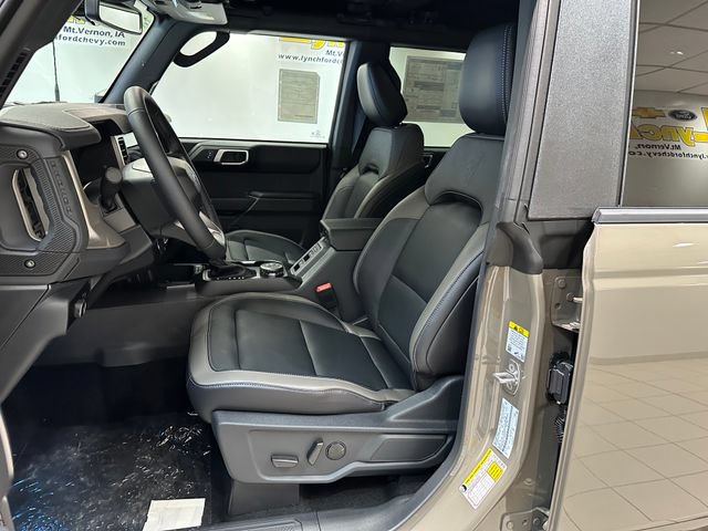 New 2026 Ford Bronco Outer Banks w/ Sasquatch Package AWD/4WD image 7