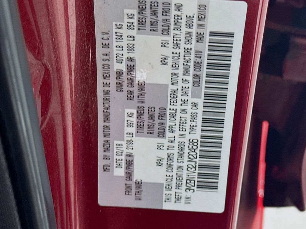 Used 2018 MAZDA MAZDA3 Touring image 40