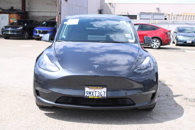 Used 2024 Tesla Model Y Performance AWD/4WD image 2