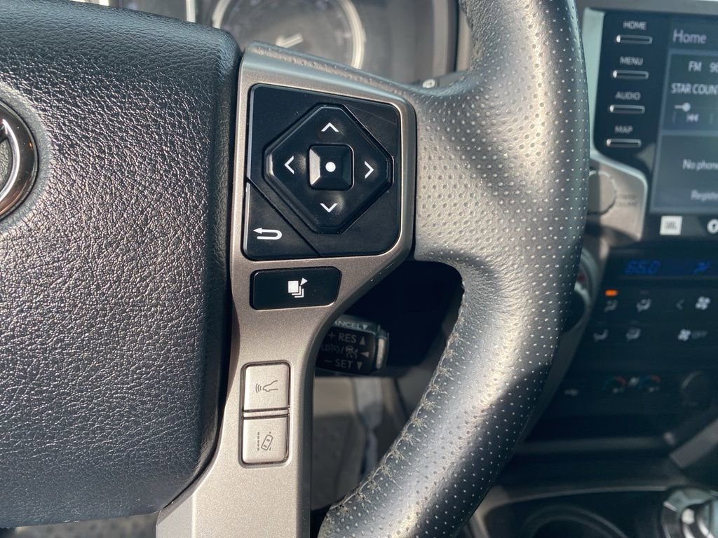Used 2020 Toyota 4Runner Limited AWD/4WD image 17