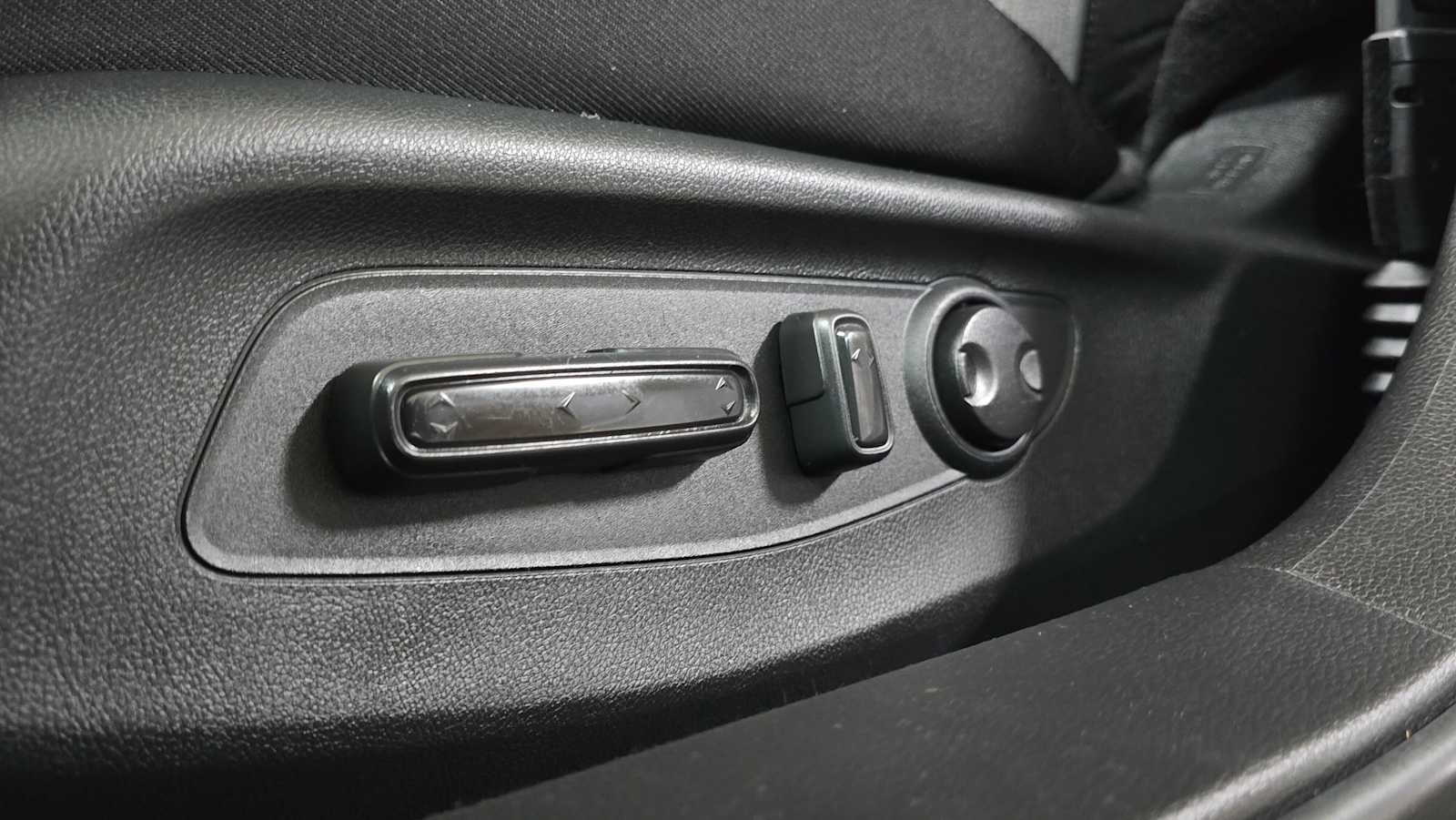 Used 2025 Honda Accord Sport image 25