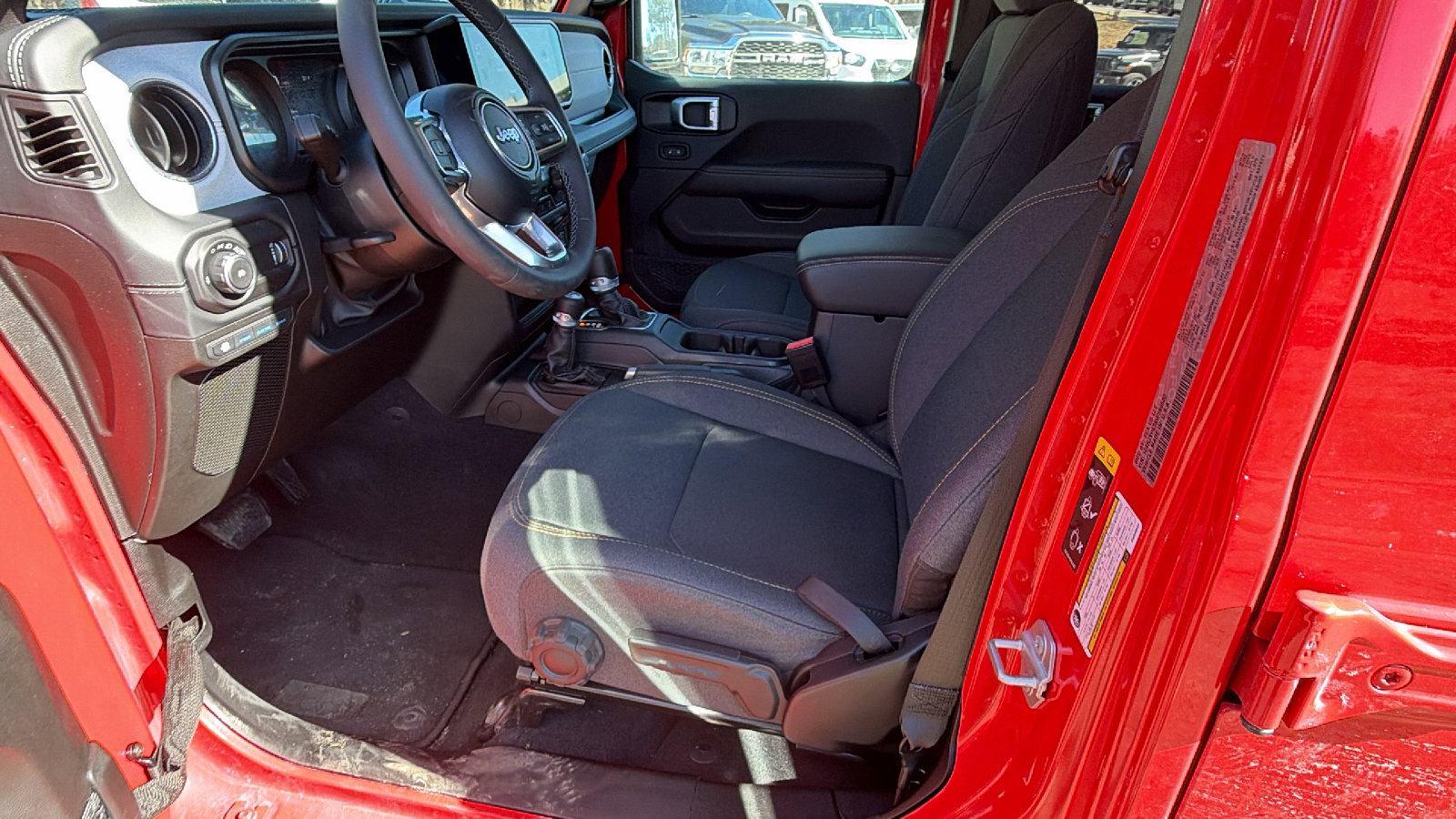 Used 2025 Jeep Wrangler Sahara 4xe w/ Safety Group image 16