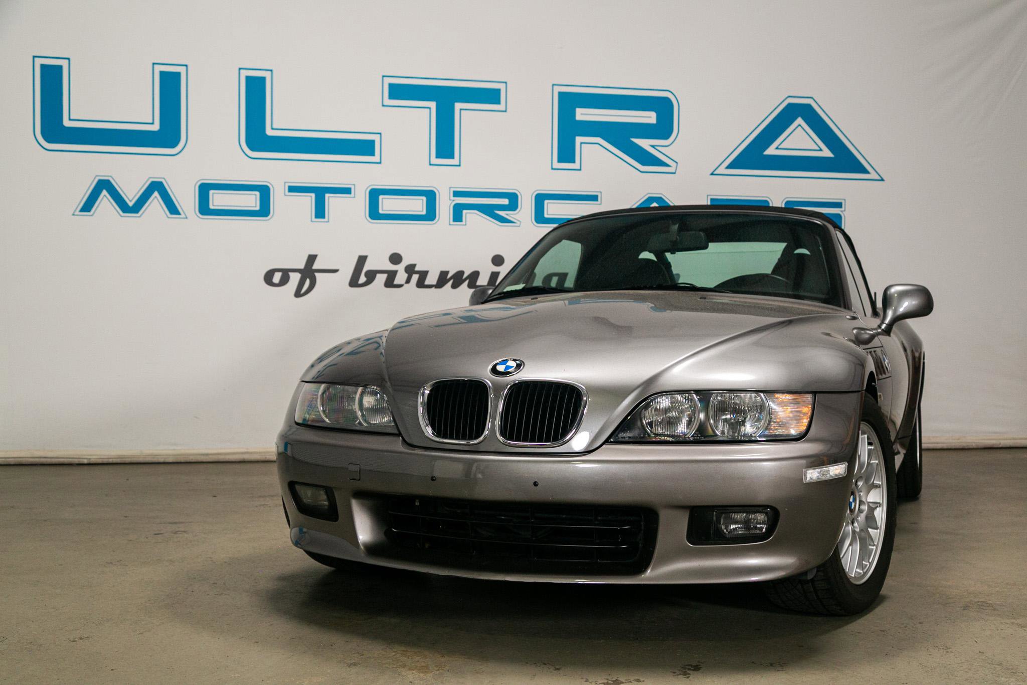 Used 2002 BMW Z3 2.5i RWD image 9