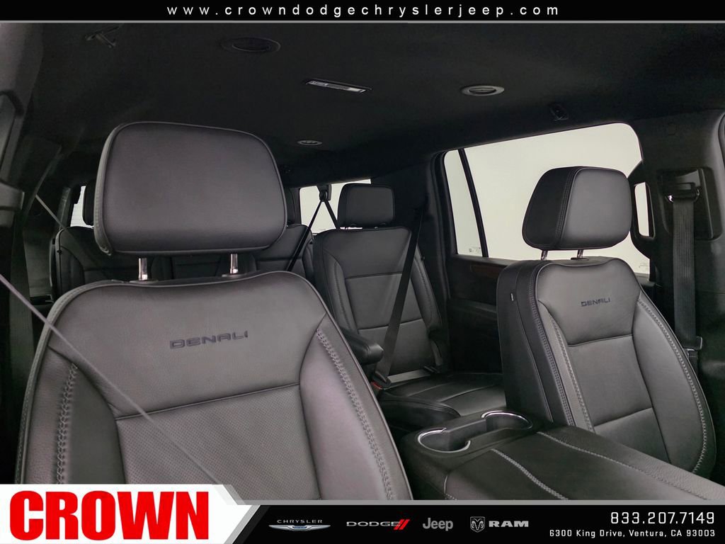 Used 2025 GMC Yukon XL Denali AWD/4WD image 10