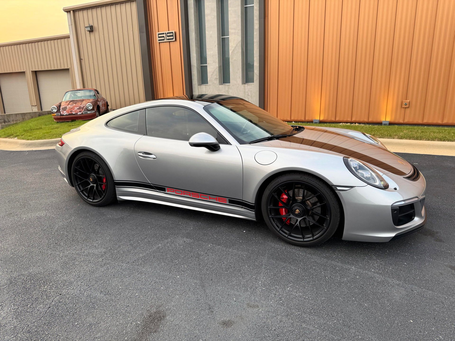 Used 2018 Porsche 911 GT3 RS image 5