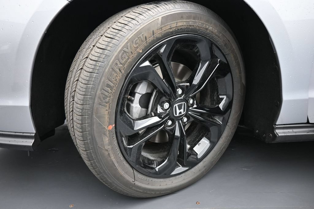 New 2025 Honda Accord SE image 16