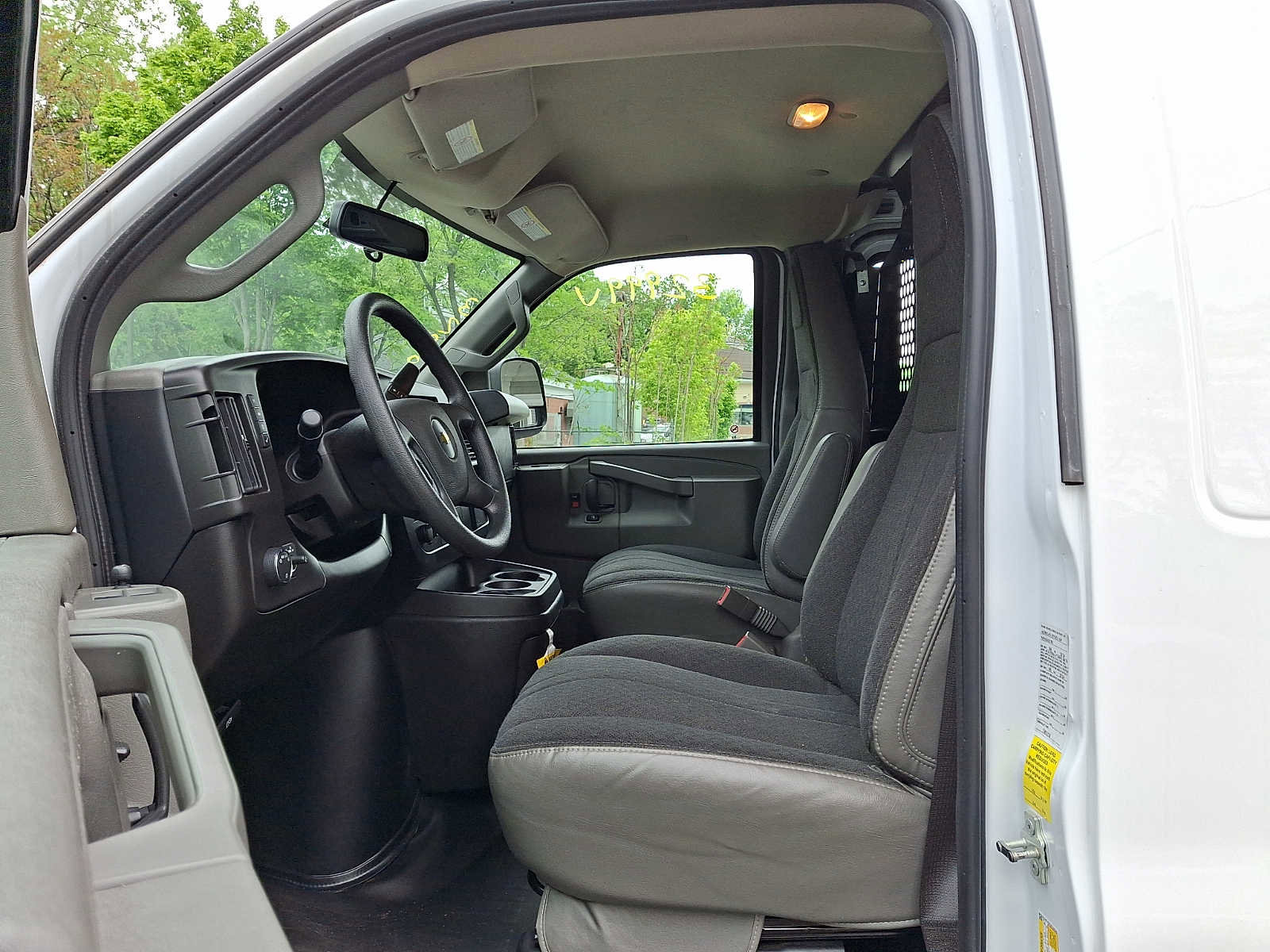 Used 2024 Chevrolet Express 2500 w/ Driver Convenience Package RWD image 14