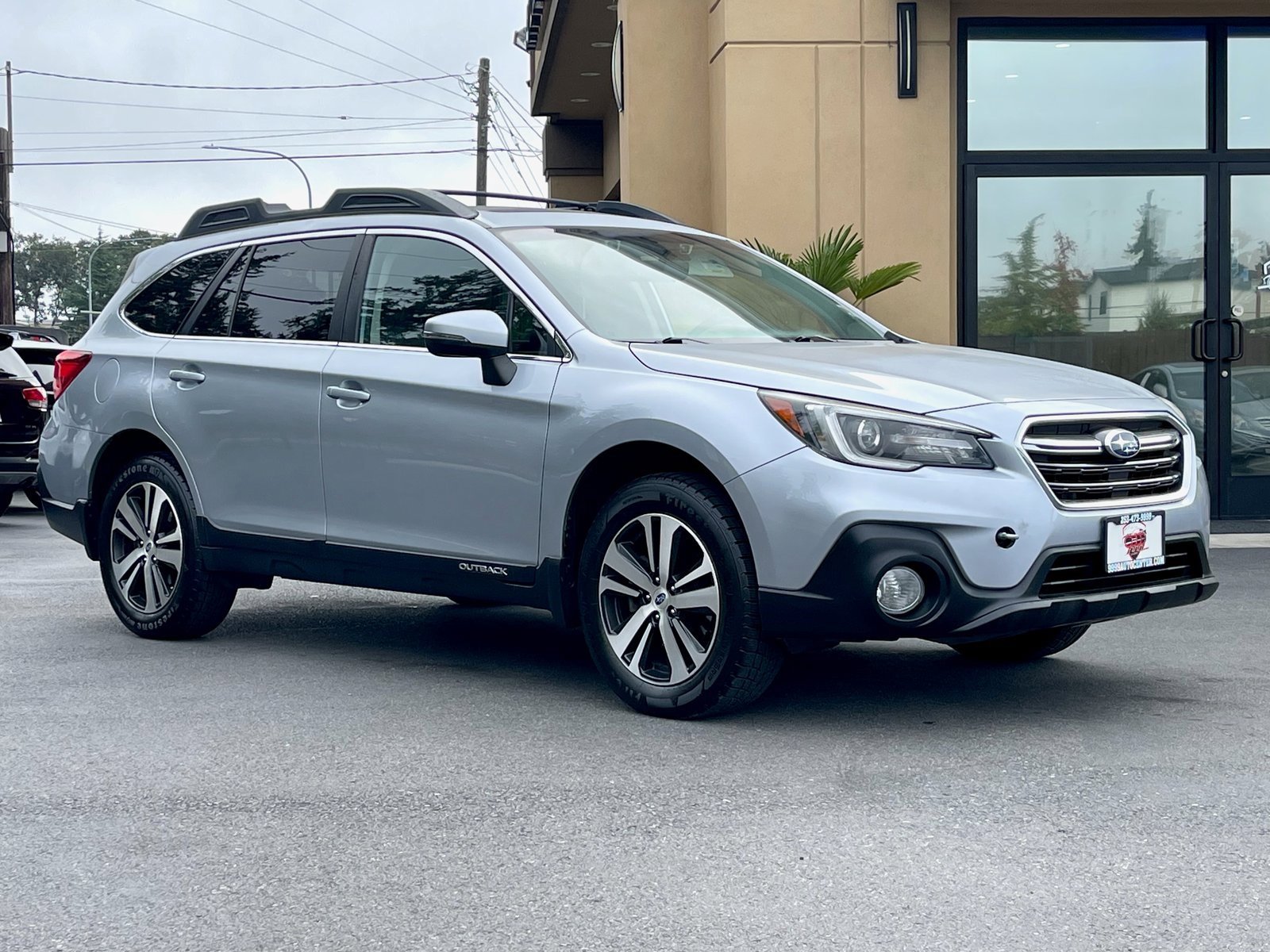 Used 2019 Subaru Outback 2.5i Limited image 1