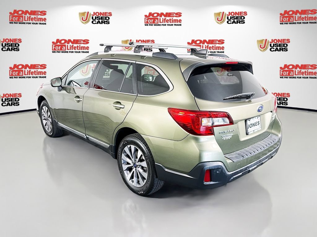 Used 2019 Subaru Outback 3.6R Touring AWD/4WD image 2