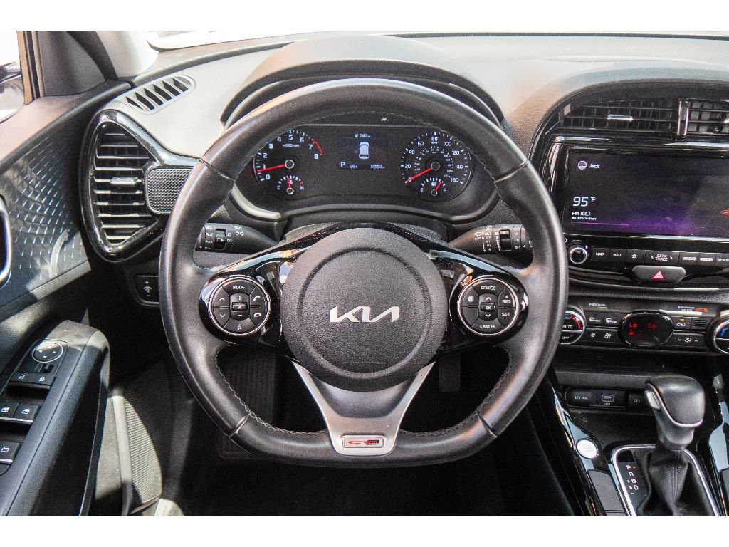 Used 2022 Kia Soul GT-Line FWD image 22