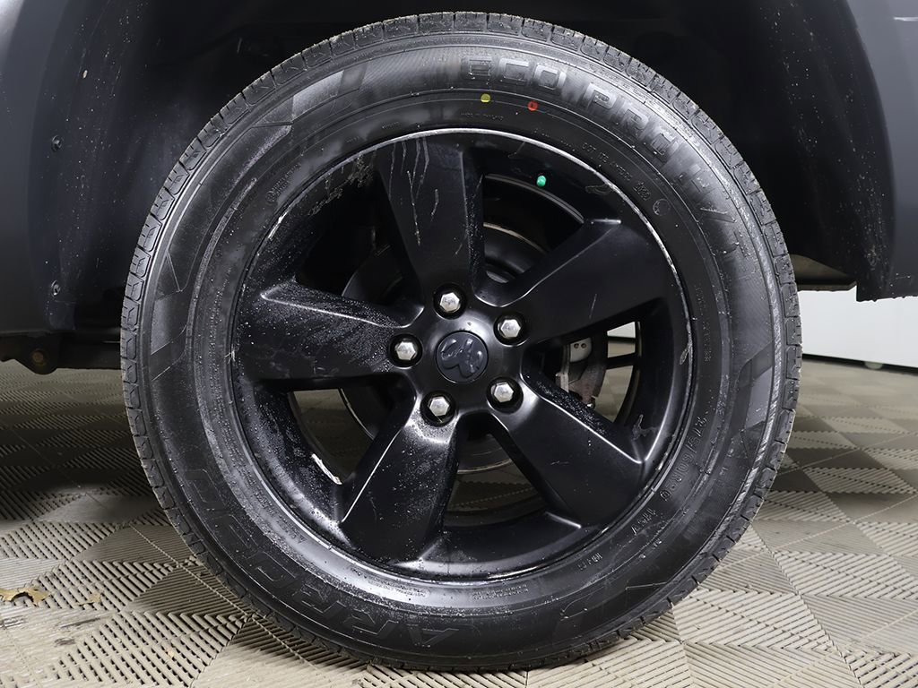 Used 2019 RAM 1500 Classic Warlock AWD/4WD image 15