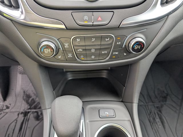 Used 2024 Chevrolet Equinox LT w/ LPO, Floor Liner Package AWD/4WD image 18