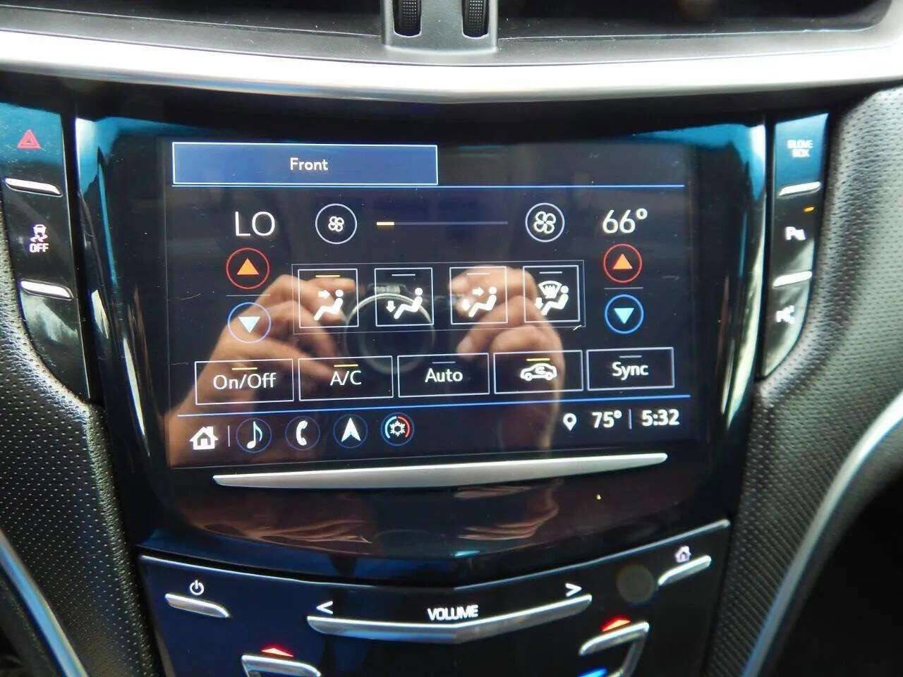 Used 2019 Cadillac XTS Luxury image 27