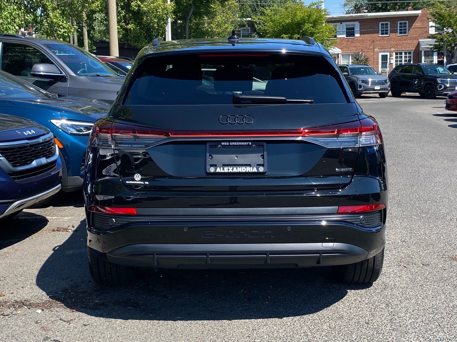 Used 2024 Audi Q4 e-tron Premium w/ Convenience Package AWD/4WD image 4